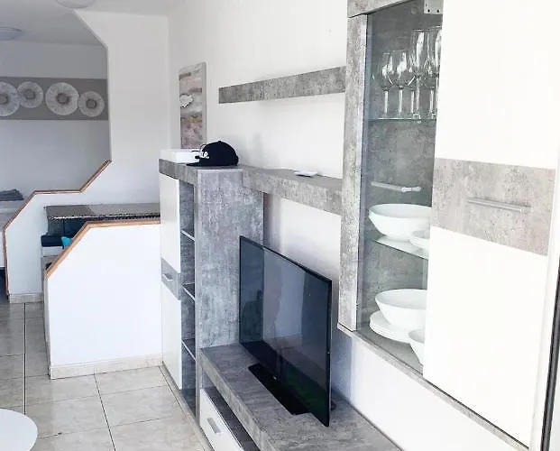 Sea View In Santa Maria Daire